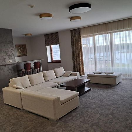 Vingis Hotel Marijampole Luaran gambar