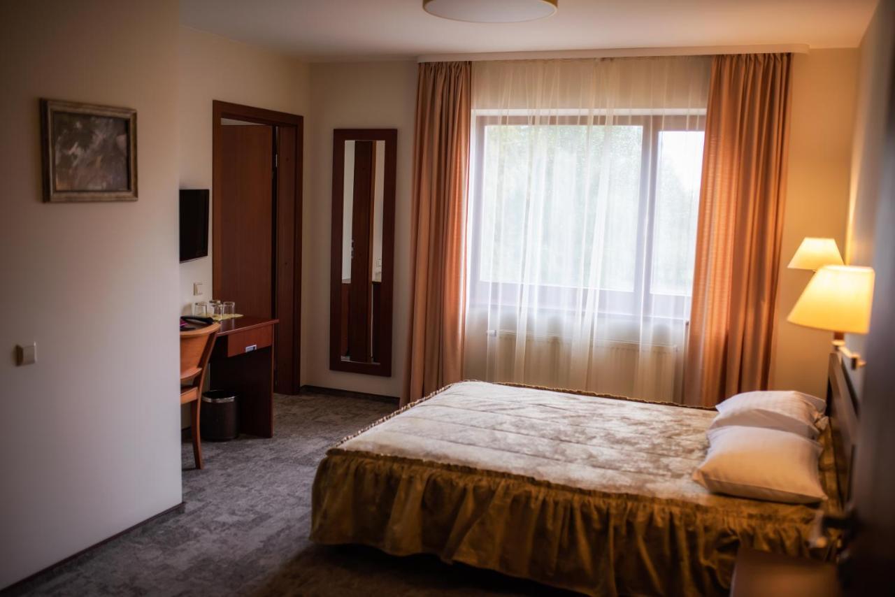 Vingis Hotel Marijampole Luaran gambar