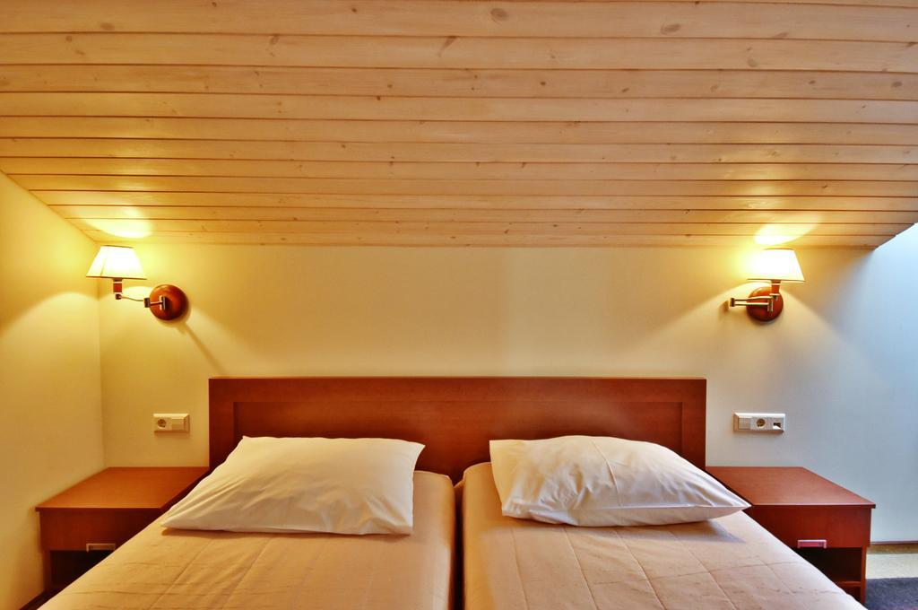 Vingis Hotel Marijampole Luaran gambar